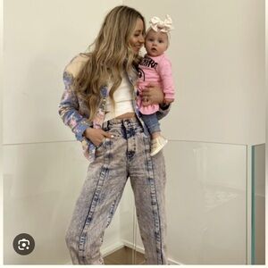 IRO mojo Blue and pink acid wash denim jeans
Size 26